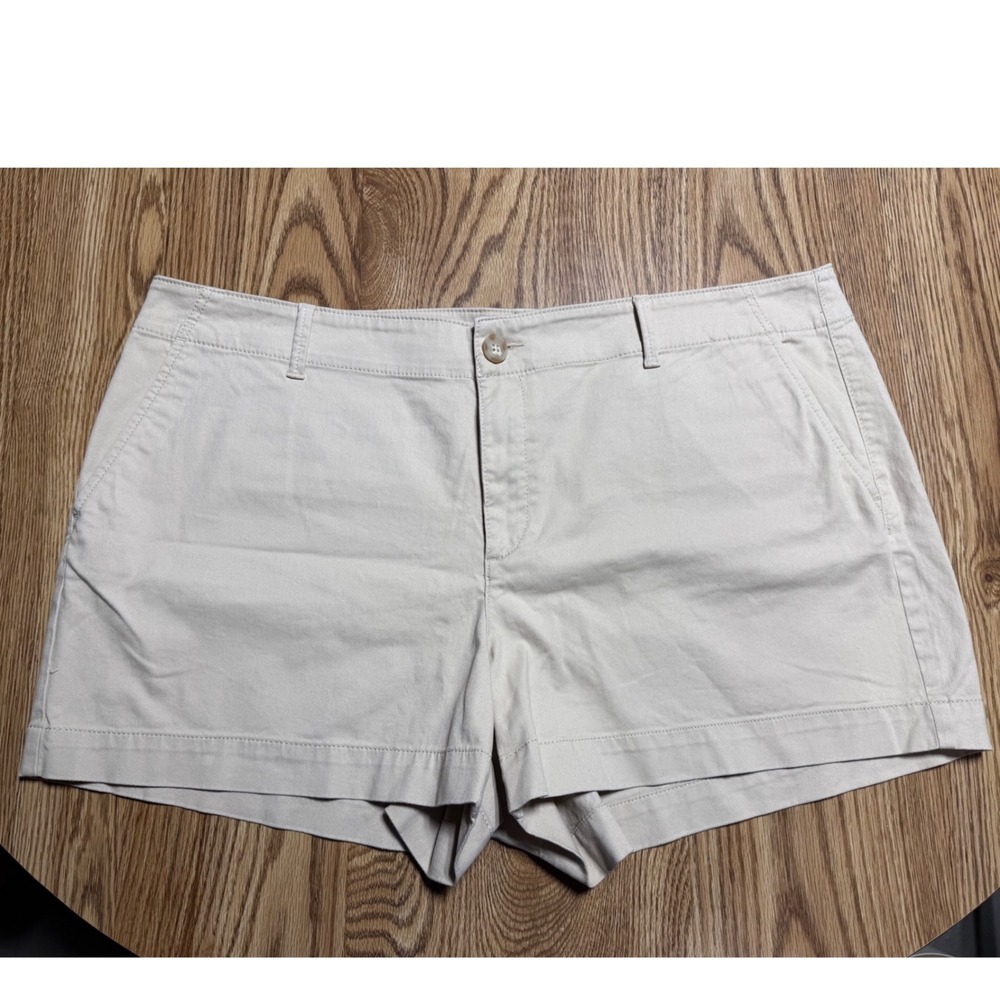 LOFT The Monroe 4" Curvy Shorts 18P Beige Khaki Chino Classic Petite Plus NWT - Picture 2 of 13